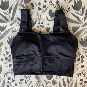 Lululemon Var-City Bra size 4